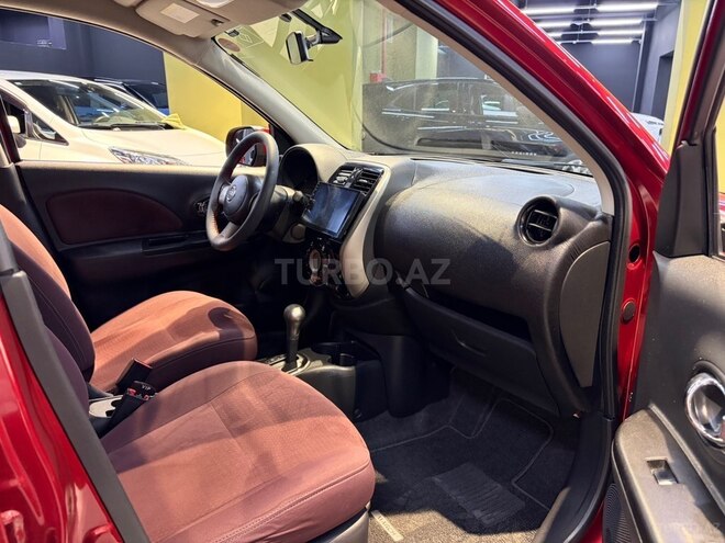 Nissan March-13