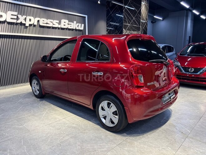 Nissan March-3