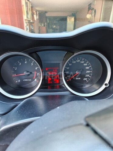 Mitsubishi Lancer-18