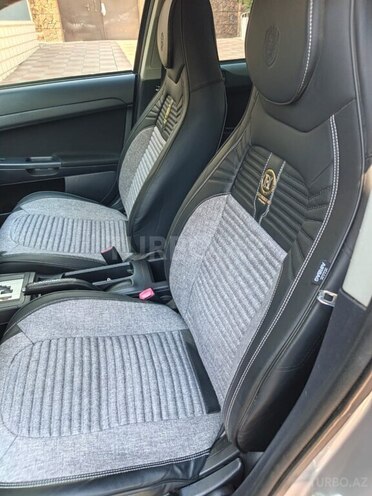 Mitsubishi Lancer-19