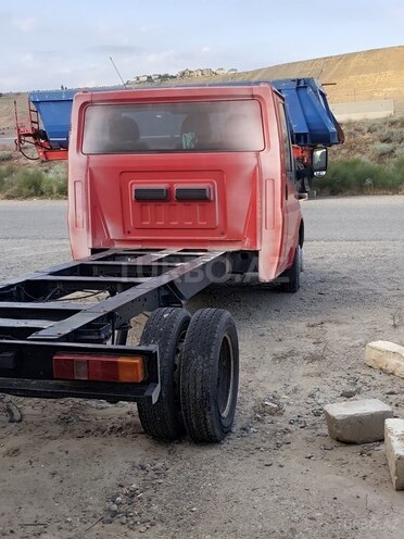 Ford Transit-10