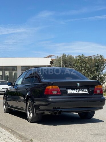 BMW 523-8
