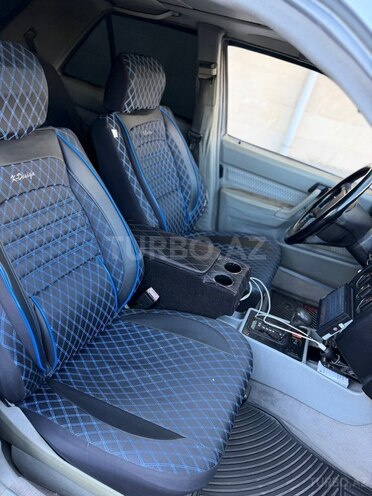Mercedes 190-10