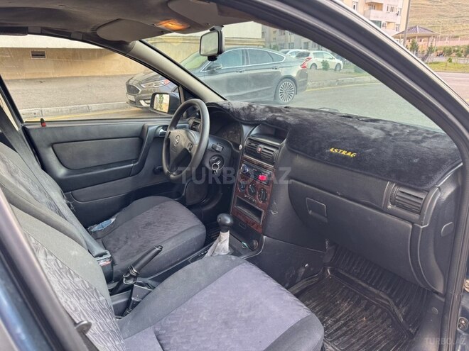 Opel Astra-6