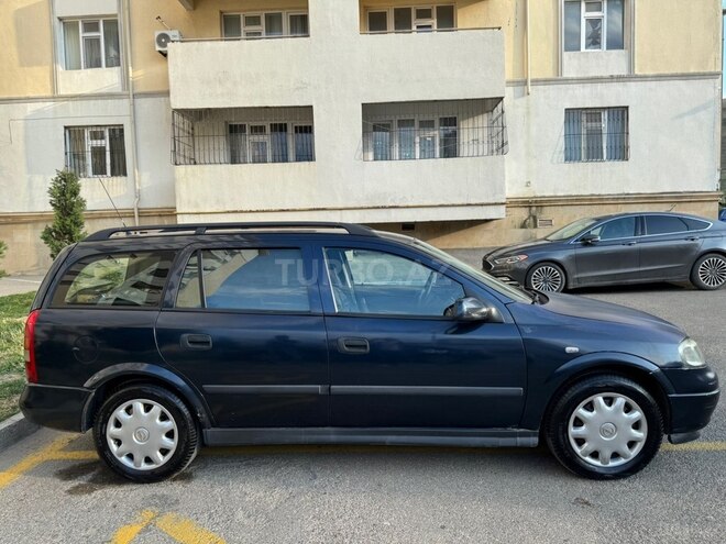 Opel Astra-11