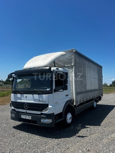 Mercedes Atego 822-3