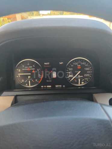 Land Rover Discovery-10
