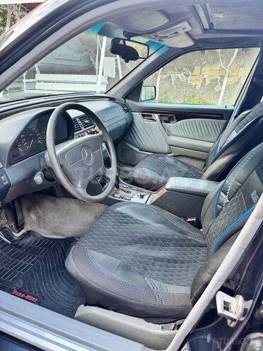 Mercedes C 220-8