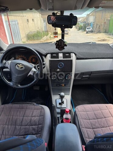 Toyota Corolla-6