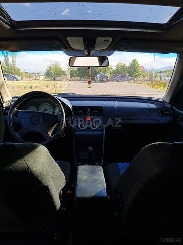 Mercedes C 280-8