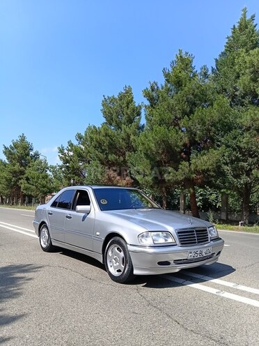 Mercedes C 280-6
