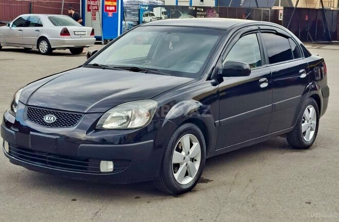 Kia Rio-1