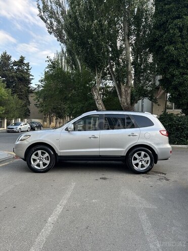 Hyundai Santa Fe-2