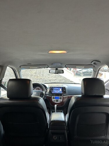 Hyundai Santa Fe-5