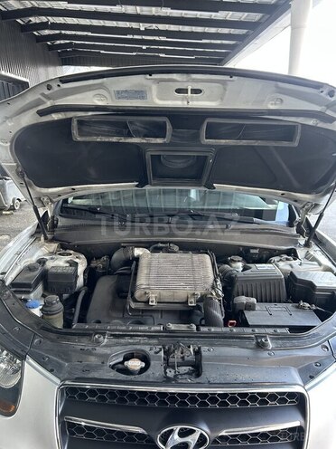 Hyundai Santa Fe-6