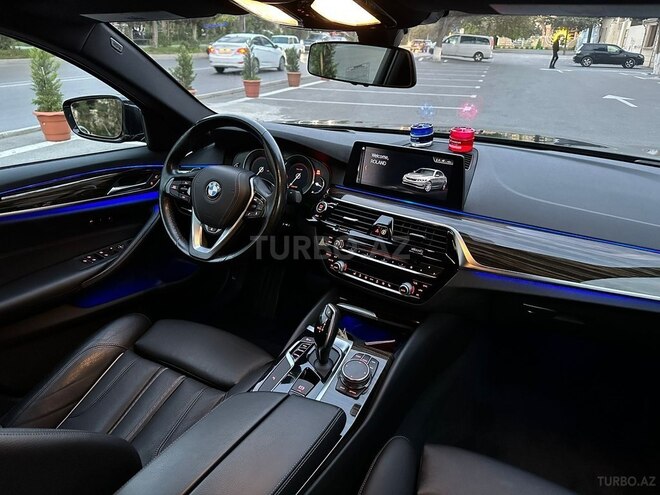 BMW 530-8