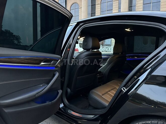 BMW 530-10
