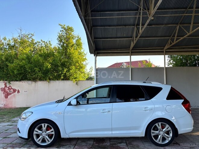 Kia Ceed SW-3