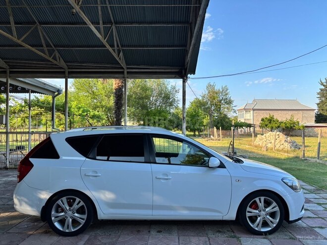 Kia Ceed SW-2