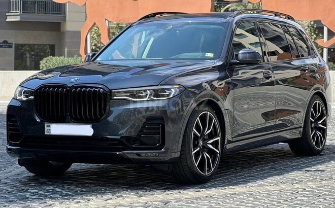 BMW X7-1