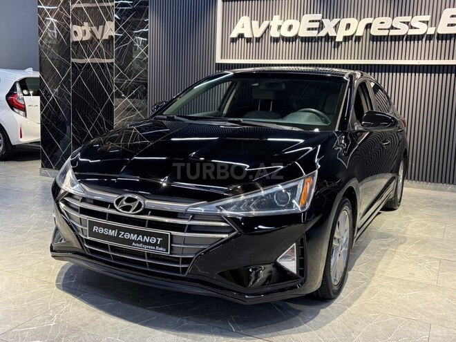 Hyundai Elantra-10