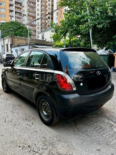 Kia Rio-8