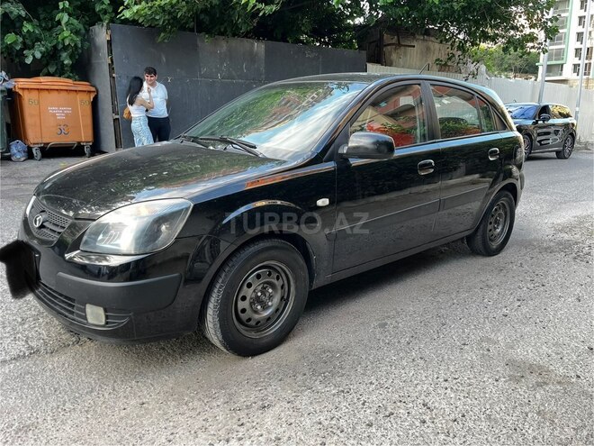 Kia Rio-2
