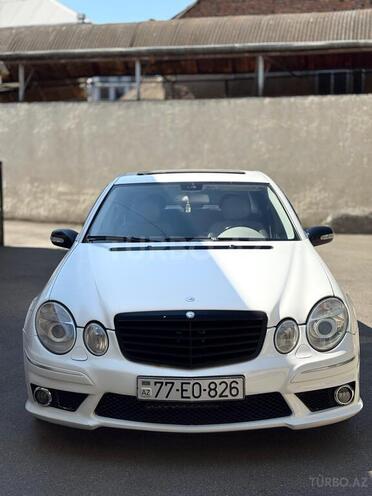 Mercedes E 320-1