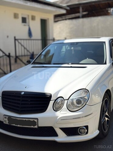 Mercedes E 320-5