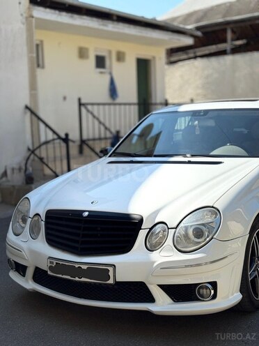 Mercedes E 320-7