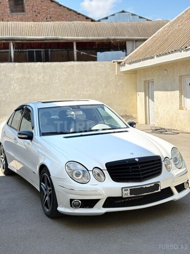 Mercedes E 320-8