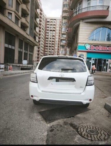 Toyota Highlander-3