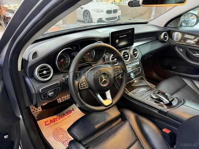 Mercedes C 300-8