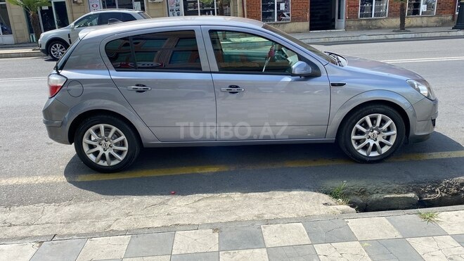 Opel Astra-2