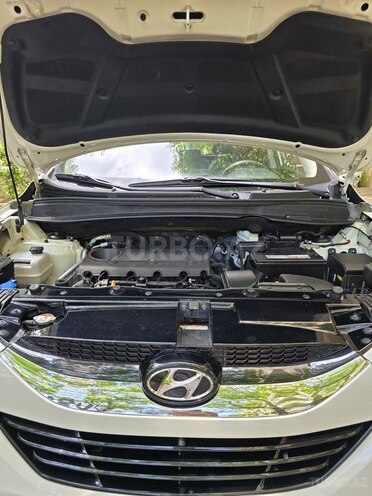 Hyundai ix35-16