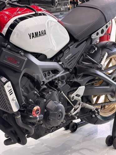Yamaha XSR900-2