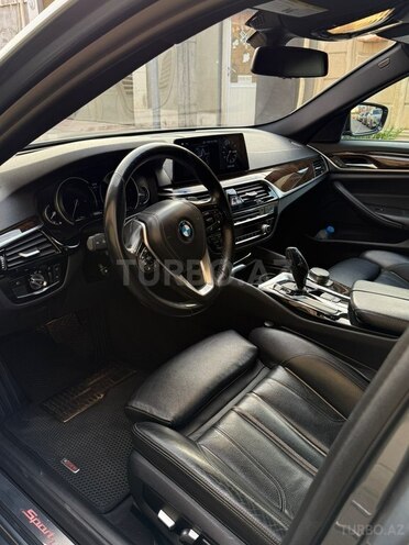 BMW 530-9