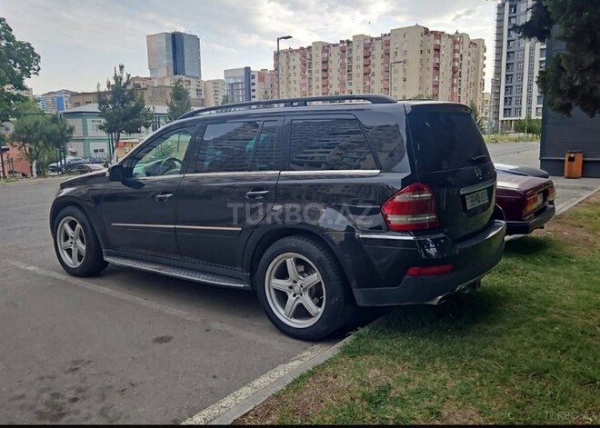 Mercedes GL 450 4MATIC-2