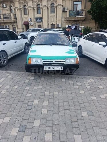 LADA (VAZ) 2108-1