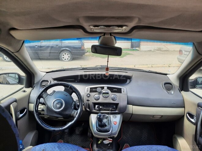 Renault Scenic-7