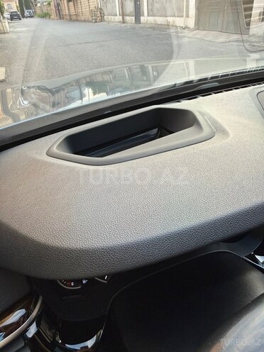 BMW 530-13
