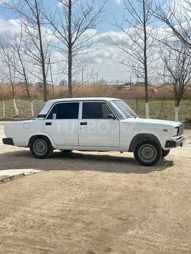 LADA (VAZ) 2107-4