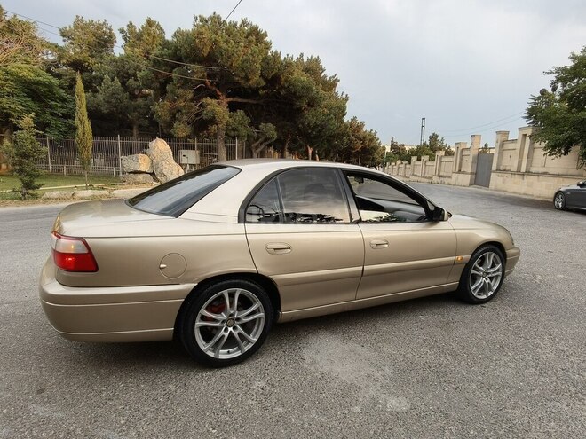 Opel Omega-9