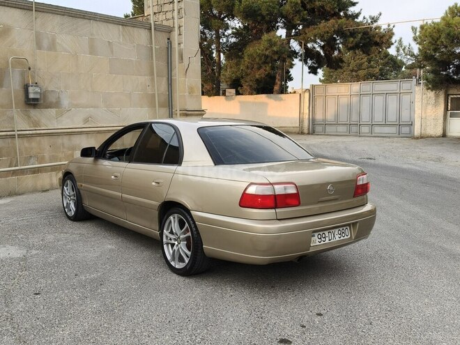Opel Omega-13