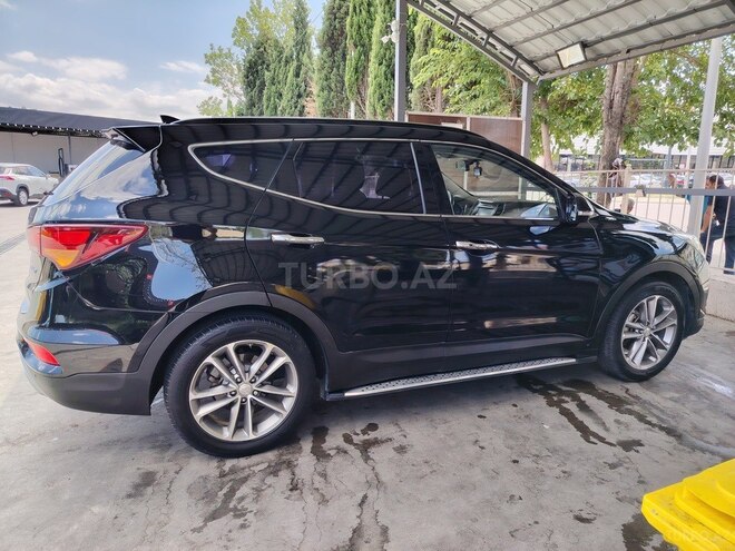 Hyundai Santa Fe-5