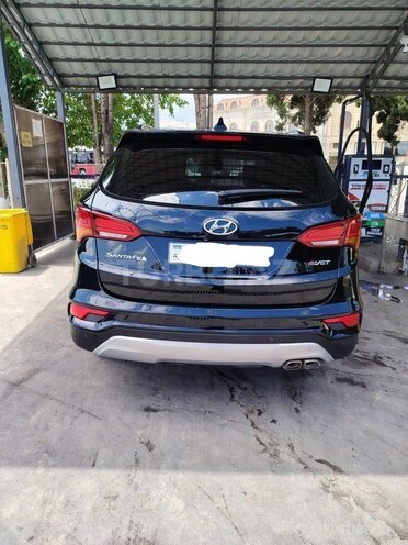 Hyundai Santa Fe-8