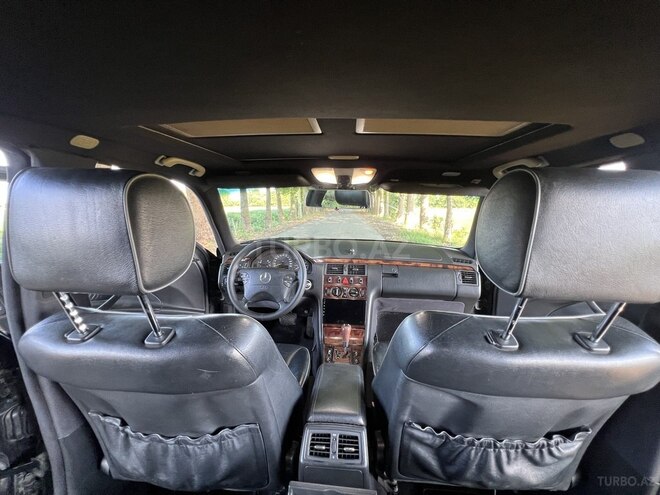 Mercedes E 240-3