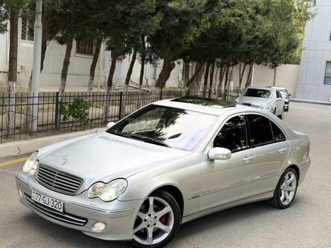Mercedes C 320-3