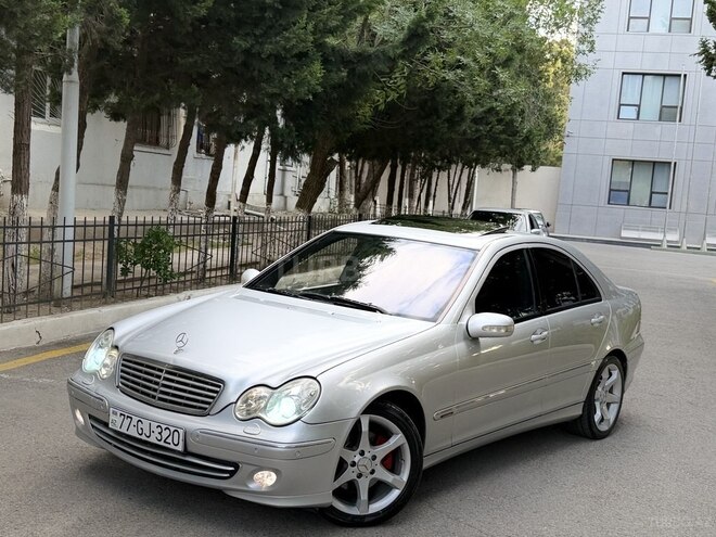 Mercedes C 320-2