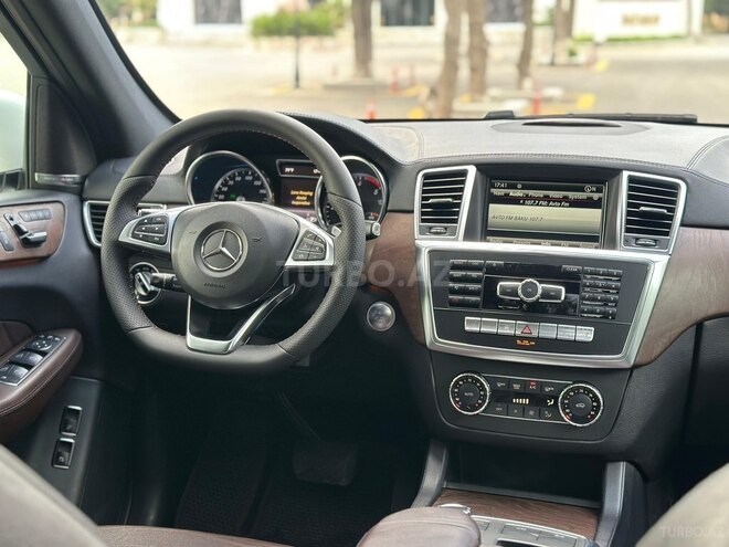 Mercedes GL 350 4MATIC-10